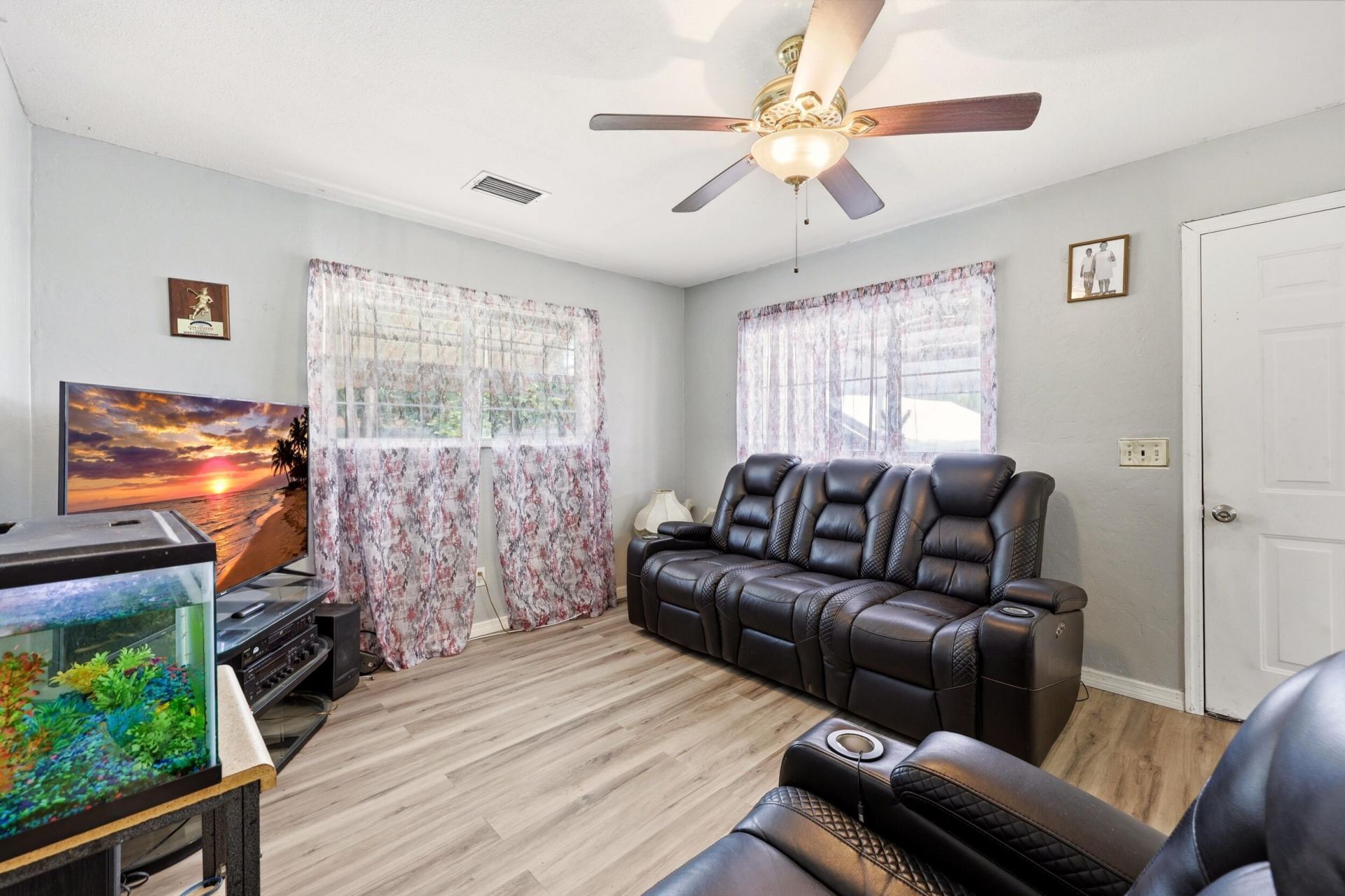 8545 SE Mars Street, Hobe Sound, FL 33455 Photo