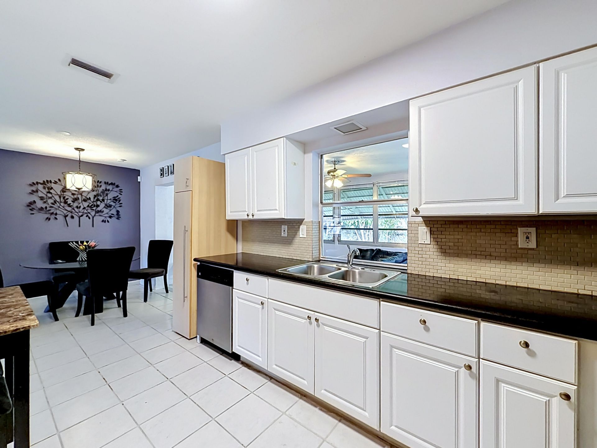 7210 NW 77th Street, Tamarac, FL 33321 Photo