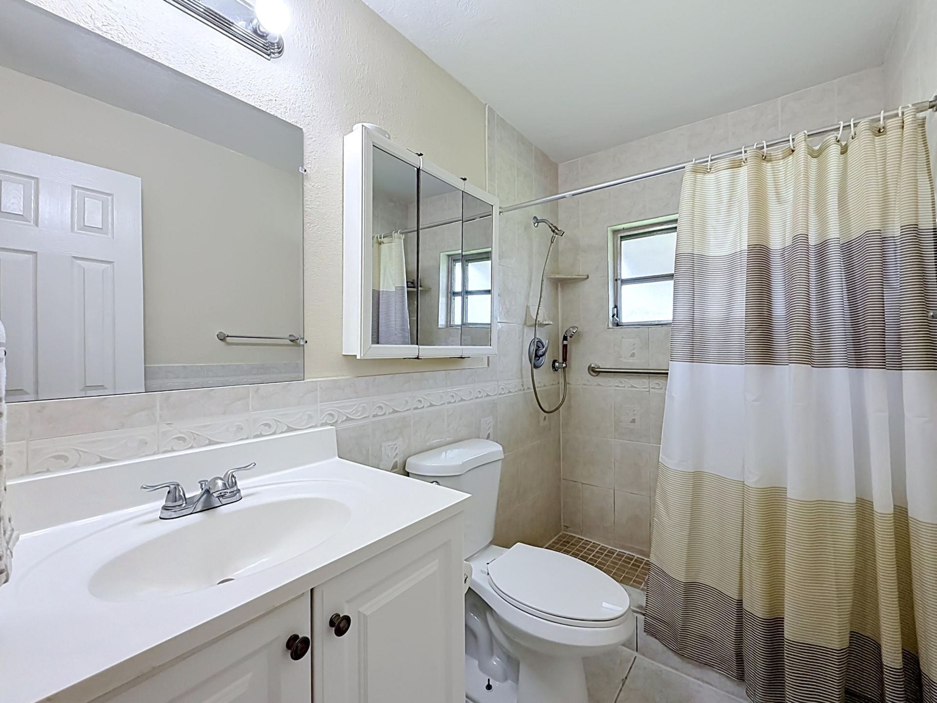 7210 NW 77th Street, Tamarac, FL 33321 Photo