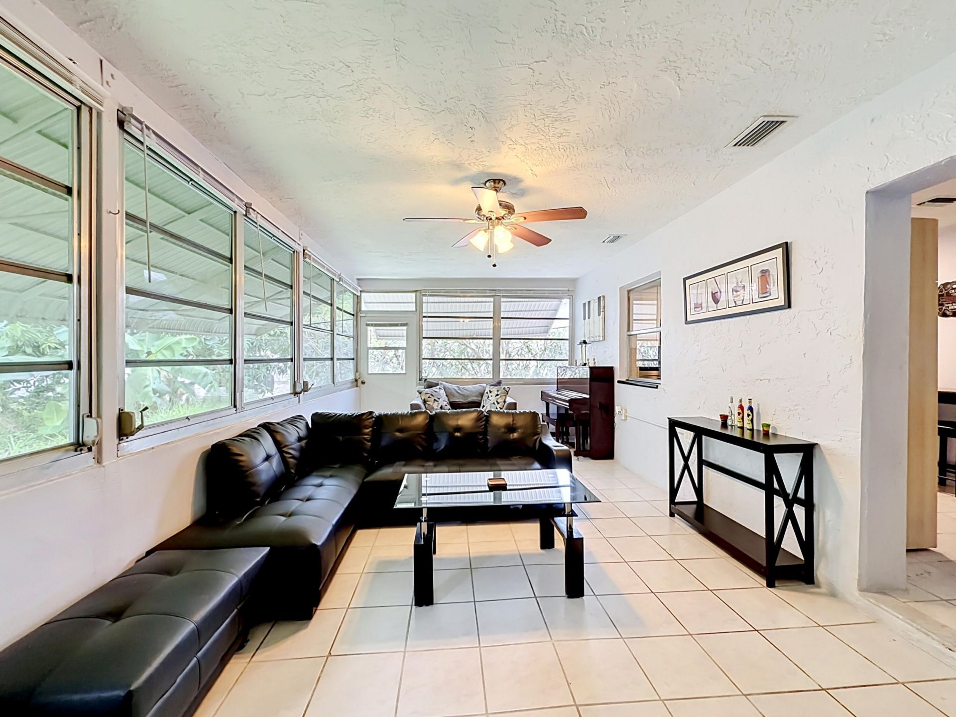 7210 NW 77th Street, Tamarac, FL 33321 Photo