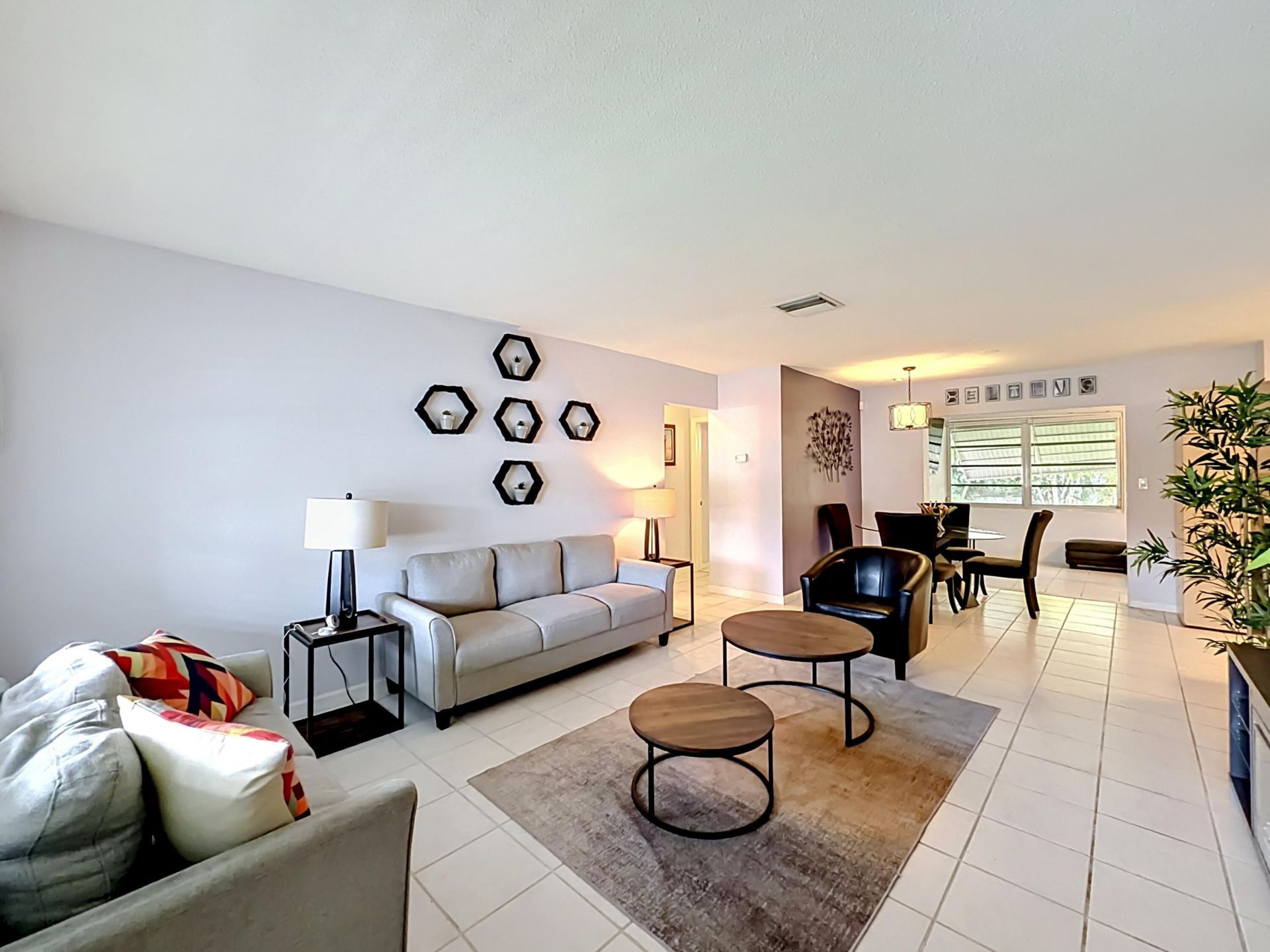 7210 NW 77th Street, Tamarac, FL 33321 Photo