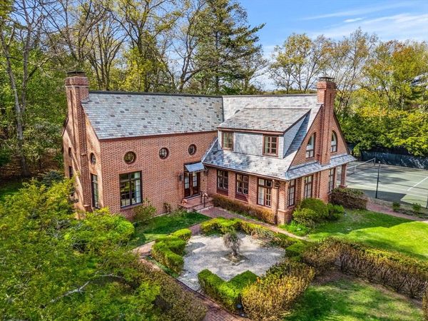 110 Juniper Rd, Belmont, MA 02478