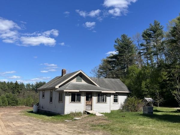 2106 White Pond Rd, Athol, MA 01331