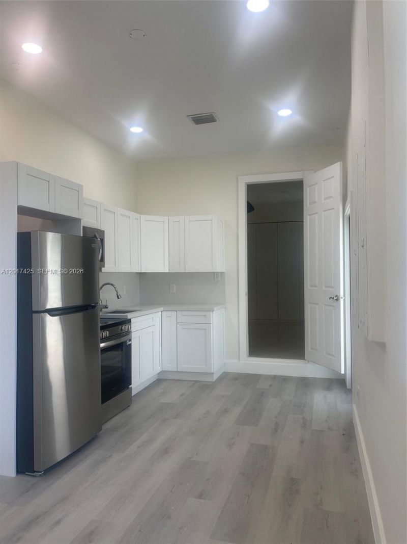 8775 SW 164th St , Unit 1, Palmetto Bay, FL 33157 Photo