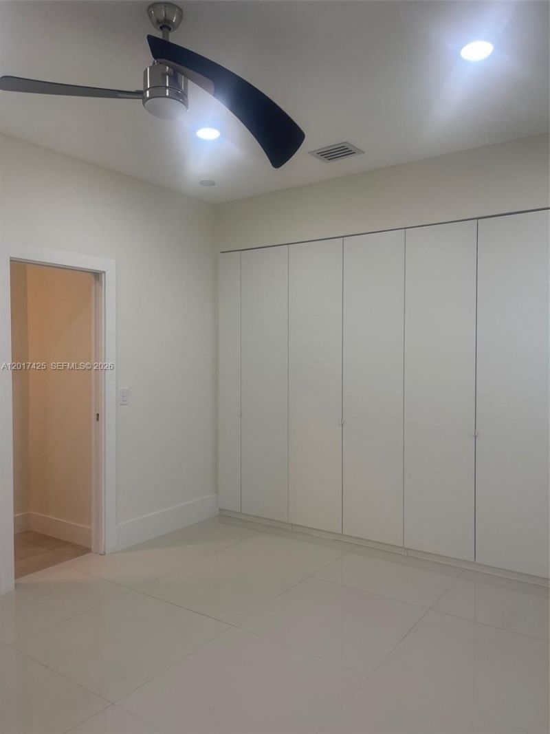 8775 SW 164th St , Unit 1, Palmetto Bay, FL 33157 Photo