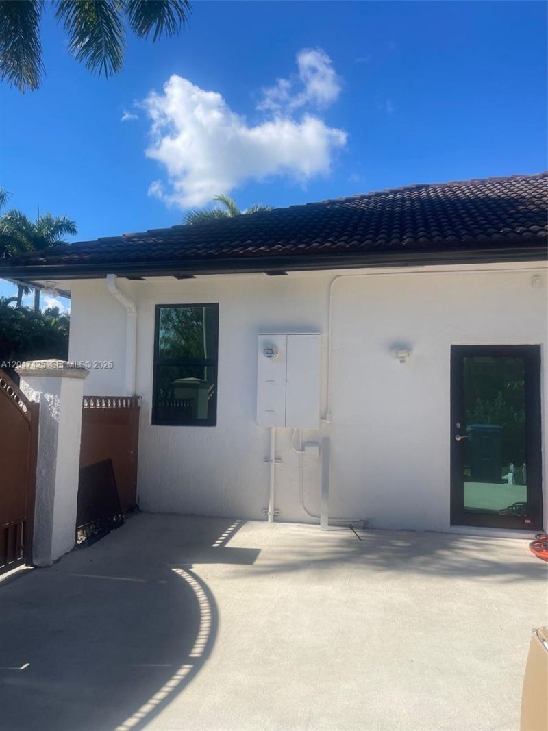8775 SW 164th St , Unit 1, Palmetto Bay, FL 33157 Photo