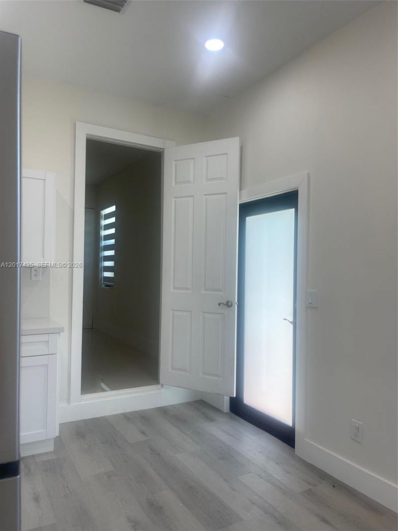 8775 SW 164th St , Unit 1, Palmetto Bay, FL 33157 Photo