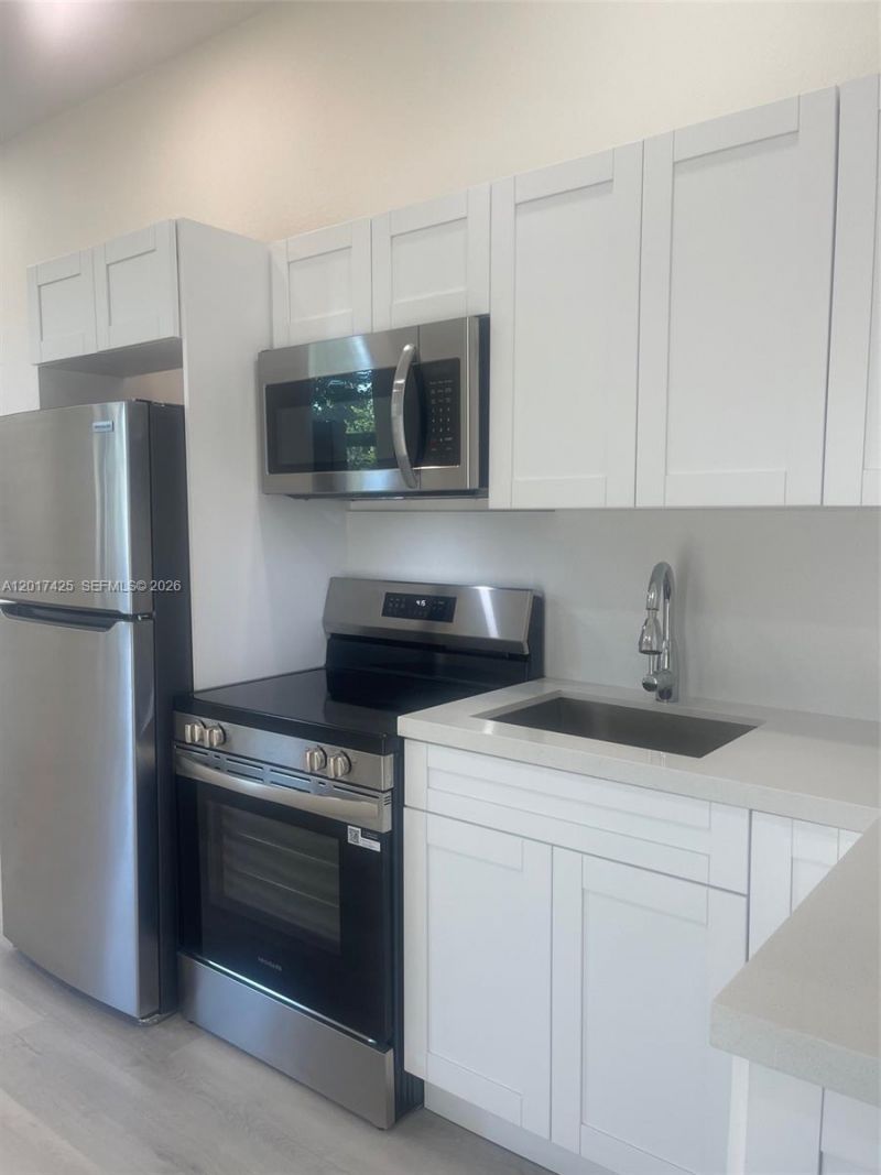 8775 SW 164th St , Unit 1, Palmetto Bay, FL 33157 Photo