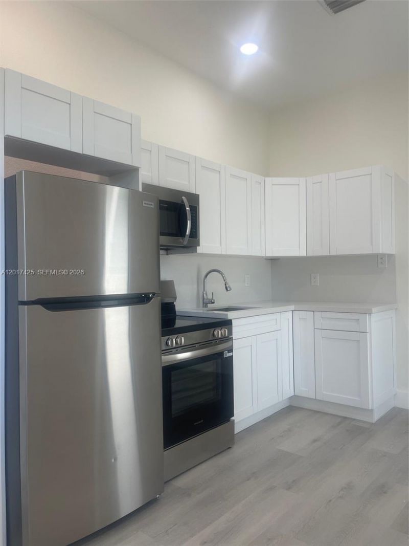 8775 SW 164th St , Unit 1, Palmetto Bay, FL 33157 Photo