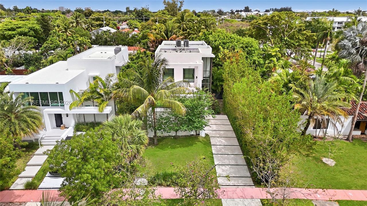 1311 Bay Dr , Miami Beach, FL 33141 Photo
