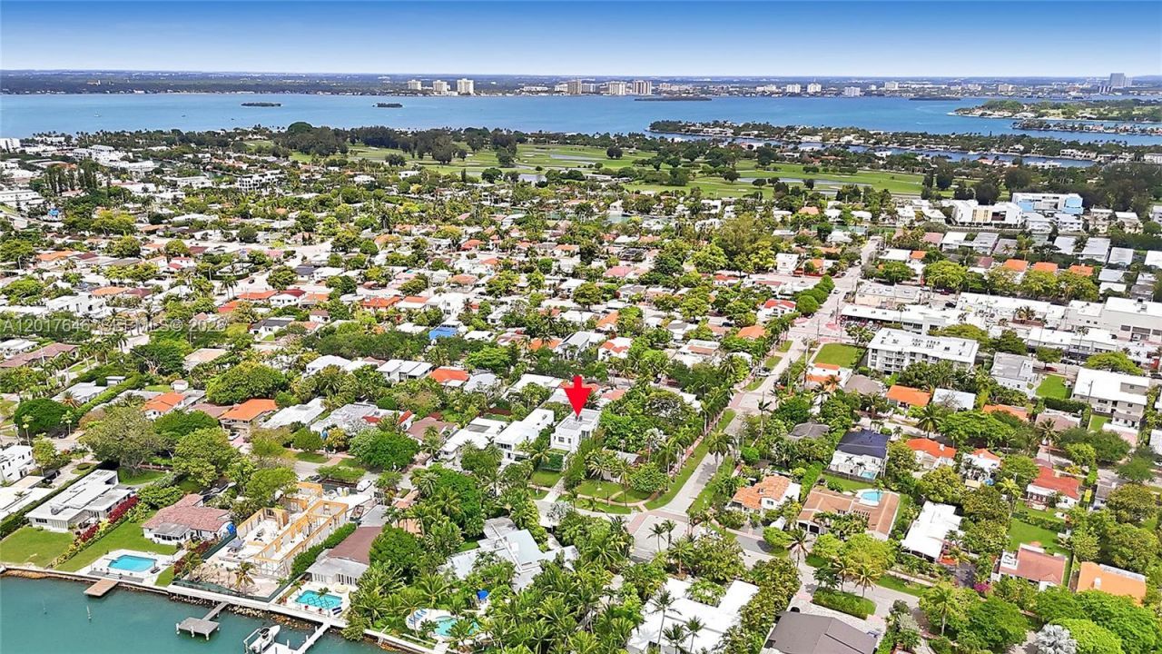 1311 Bay Dr , Miami Beach, FL 33141 Photo