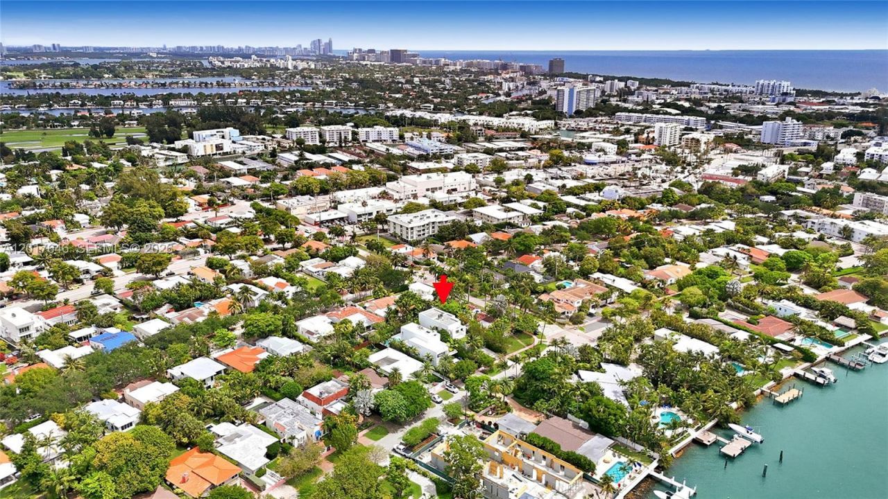 1311 Bay Dr , Miami Beach, FL 33141 Photo