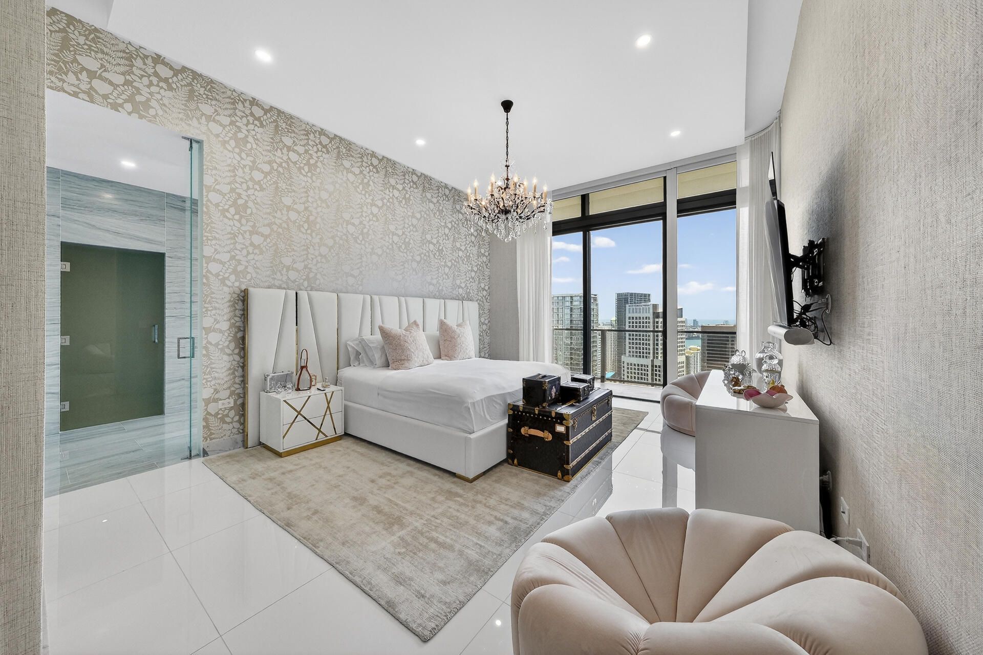 88 SW 7th St, Unit 4202, Miami, FL 33130 Photo