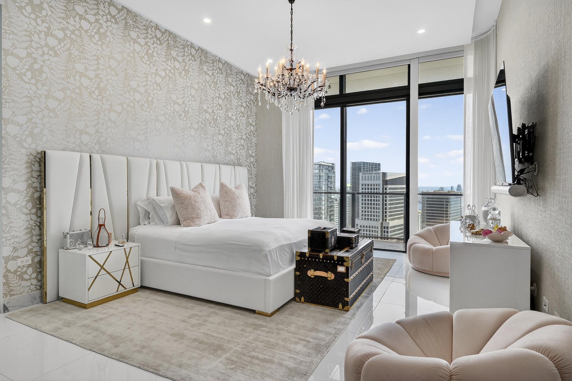 88 SW 7th St, Unit 4202, Miami, FL 33130 Photo