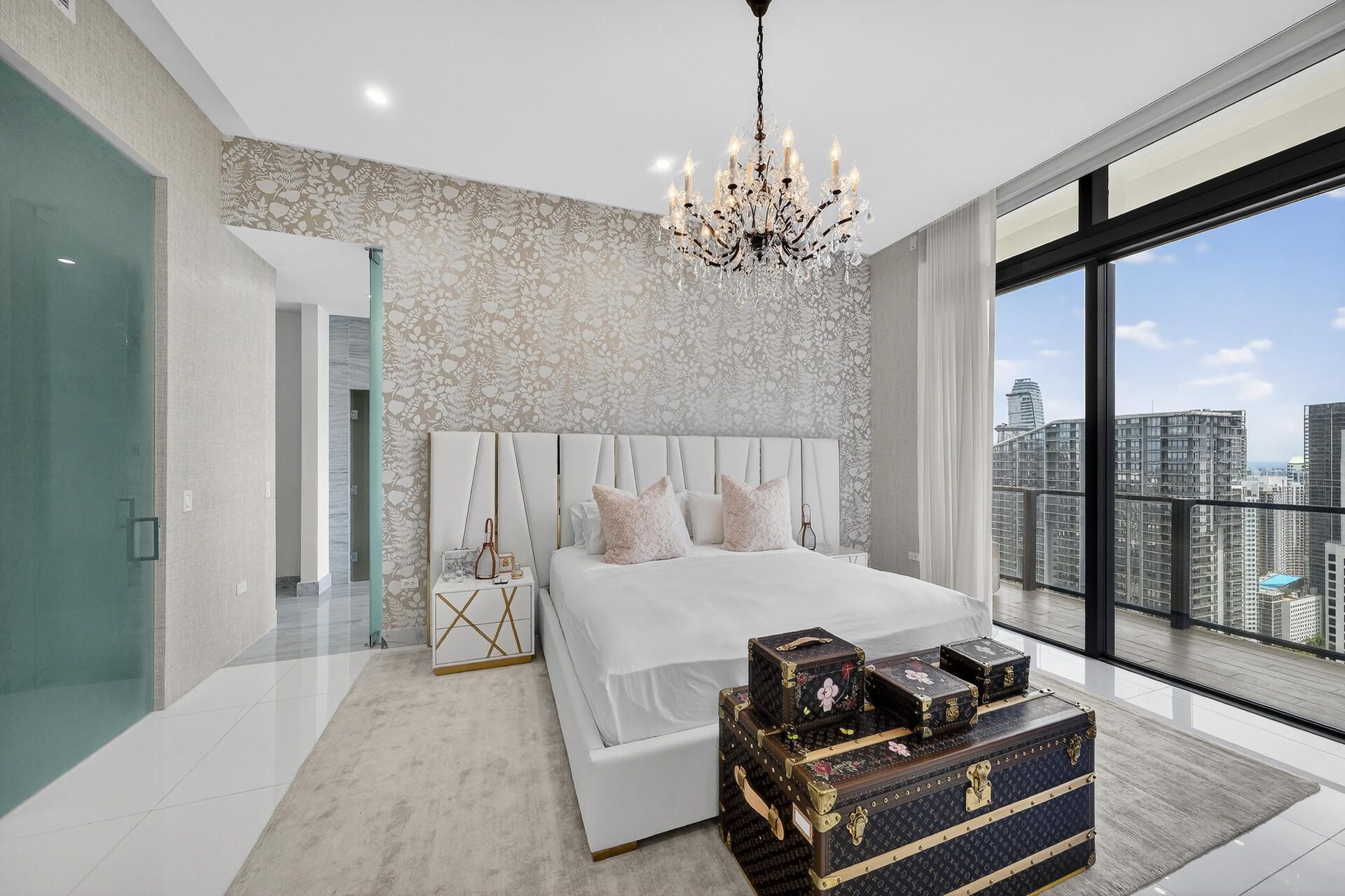 88 SW 7th St, Unit 4202, Miami, FL 33130 Photo