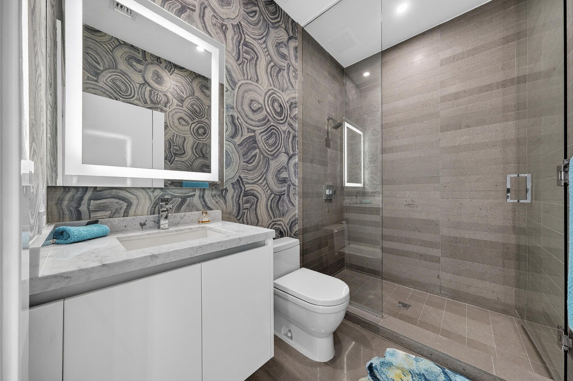 88 SW 7th St, Unit 4202, Miami, FL 33130 Photo
