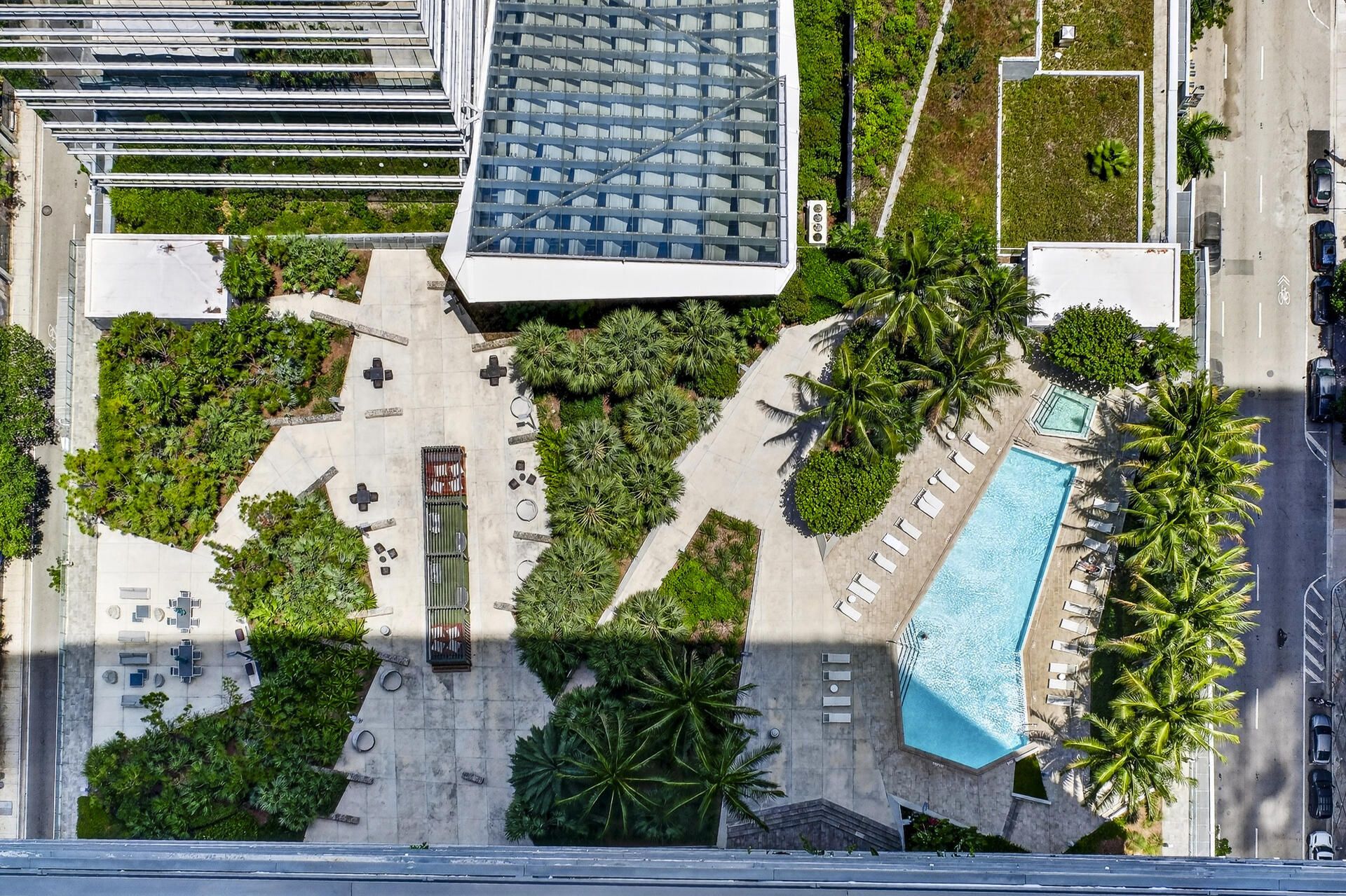88 SW 7th St, Unit PH4202, Miami, FL 33130 Photo
