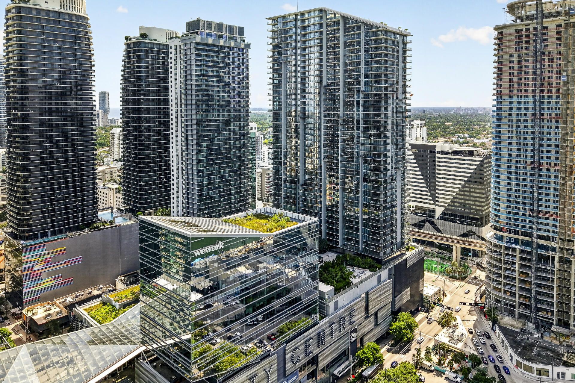 88 SW 7th St, Unit PH4202, Miami, FL 33130 Photo