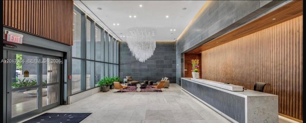88 SW 7th St, Unit 4202, Miami, FL 33130 Photo