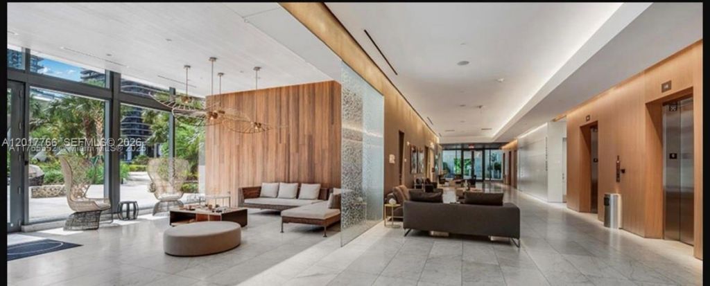 88 SW 7th St, Unit 4202, Miami, FL 33130 Photo