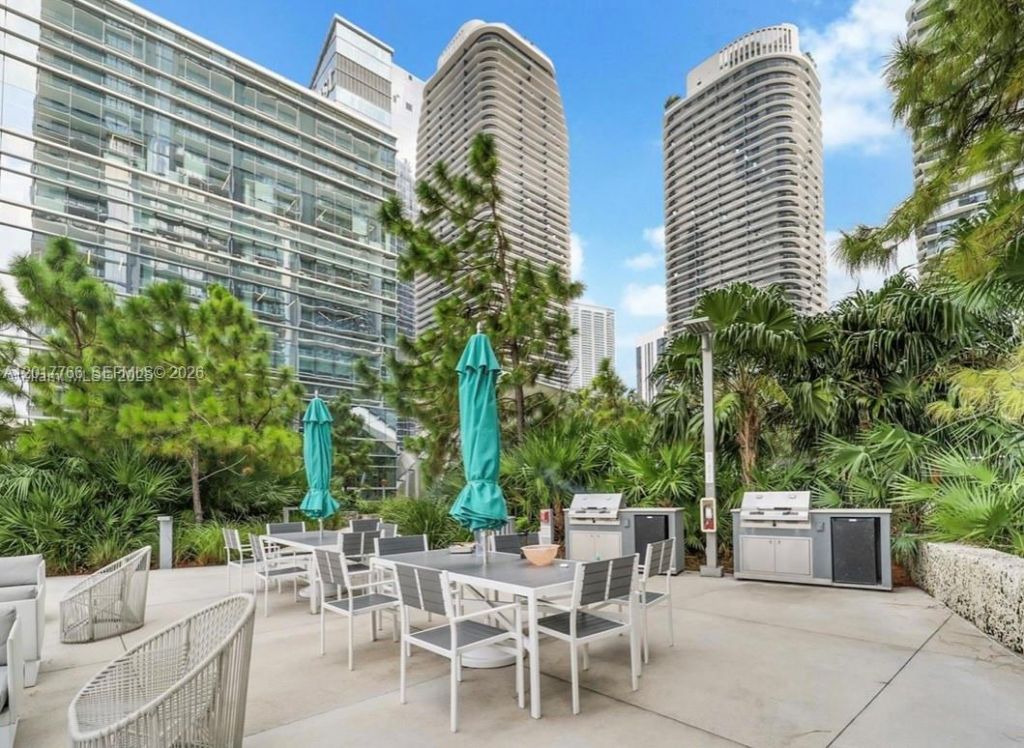 88 SW 7th St, Unit 4202, Miami, FL 33130 Photo