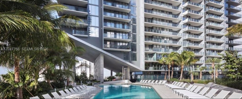 88 SW 7th St, Unit 4202, Miami, FL 33130 Photo