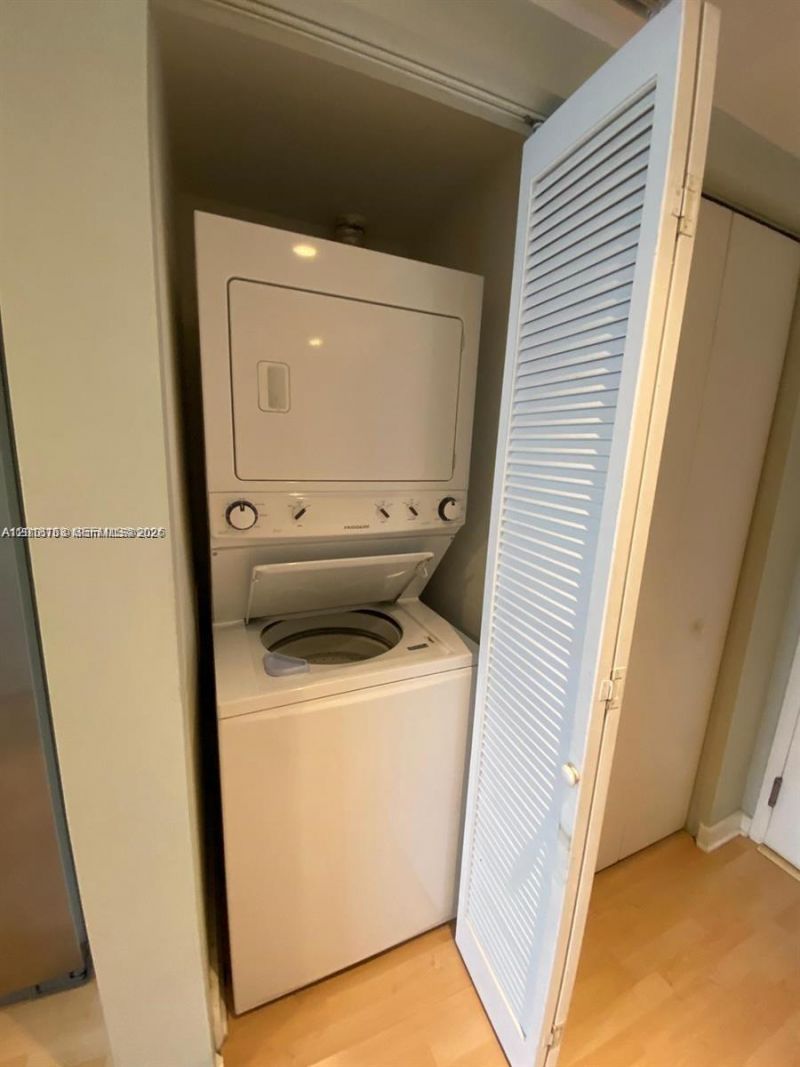 185 SW 7th St , Unit 3306, Miami, FL 33130 Photo