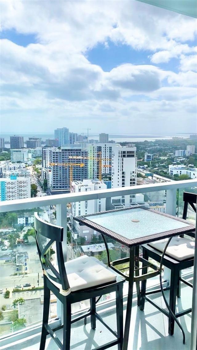 185 SW 7th St , Unit 3306, Miami, FL 33130 Photo