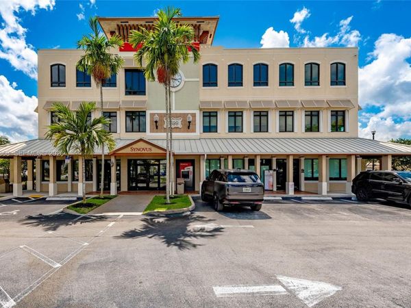 5599 S University Dr, Unit 205, Davie, FL 33328