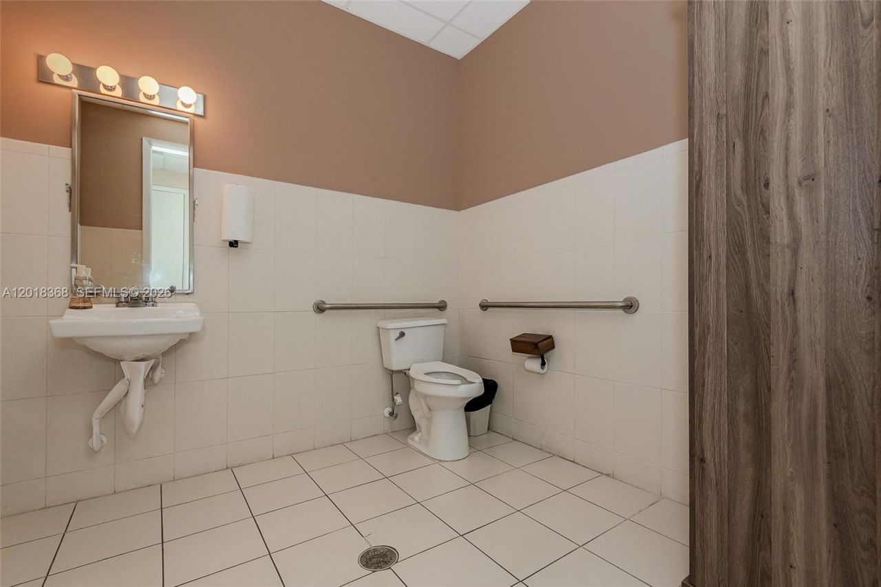 5599 S University Dr, Unit 205, Davie, FL 33328 Photo