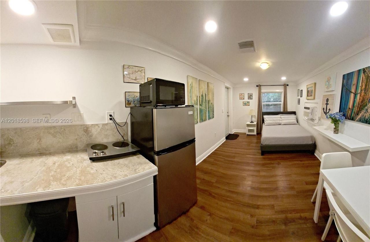 1030 S 62nd Ave, Unit B, Hollywood, FL 33023 Photo