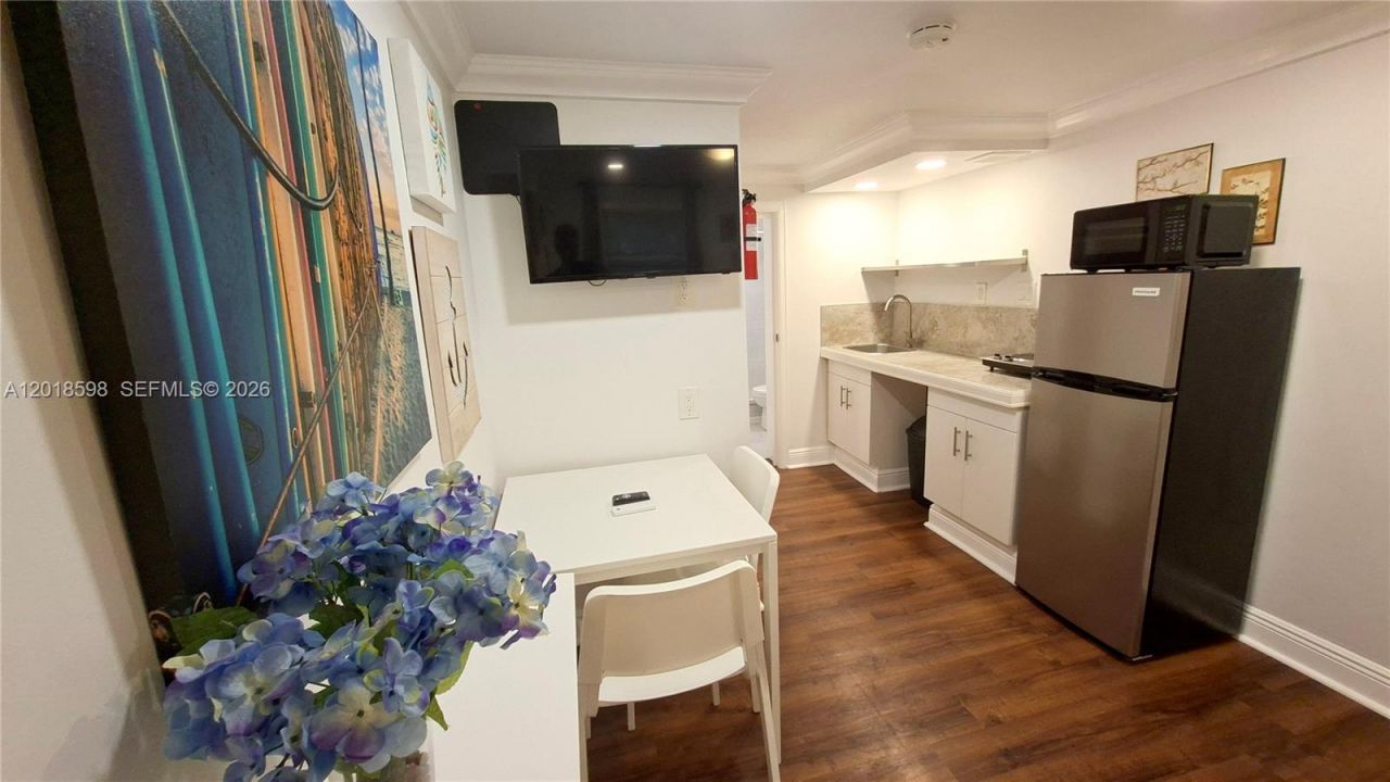 1030 S 62nd Ave, Unit B, Hollywood, FL 33023 Photo