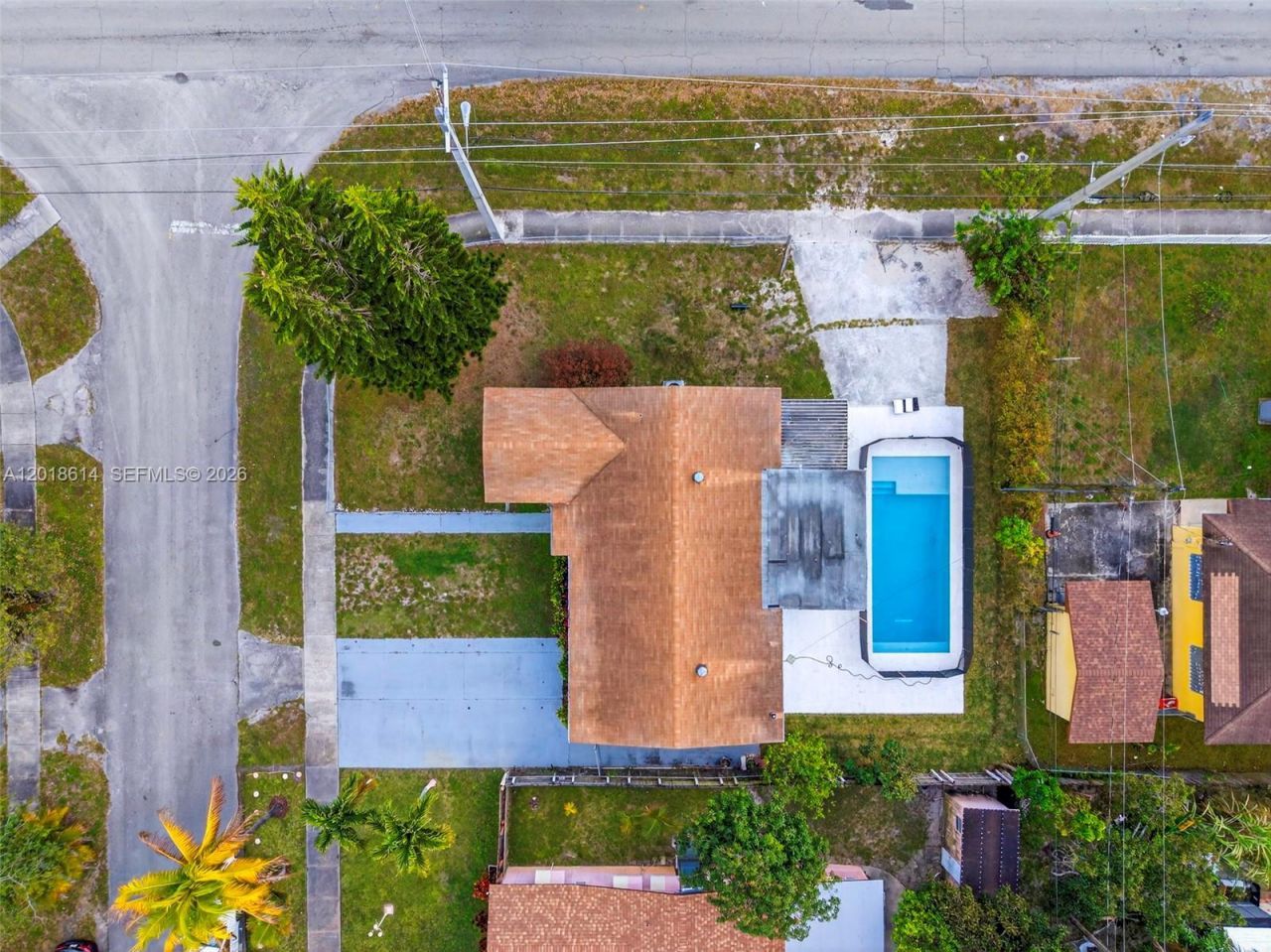 190 NE 173rd St , Miami, FL 33162 Photo