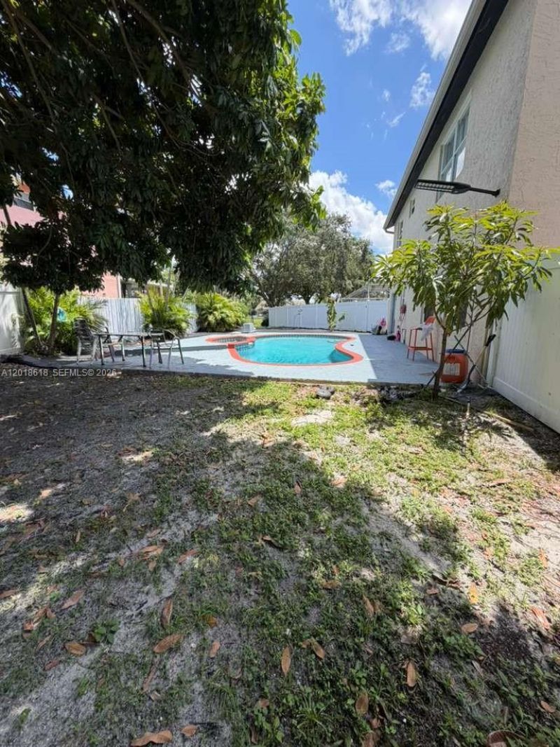 5740 SW 57th Way, Davie, FL 33314 Photo