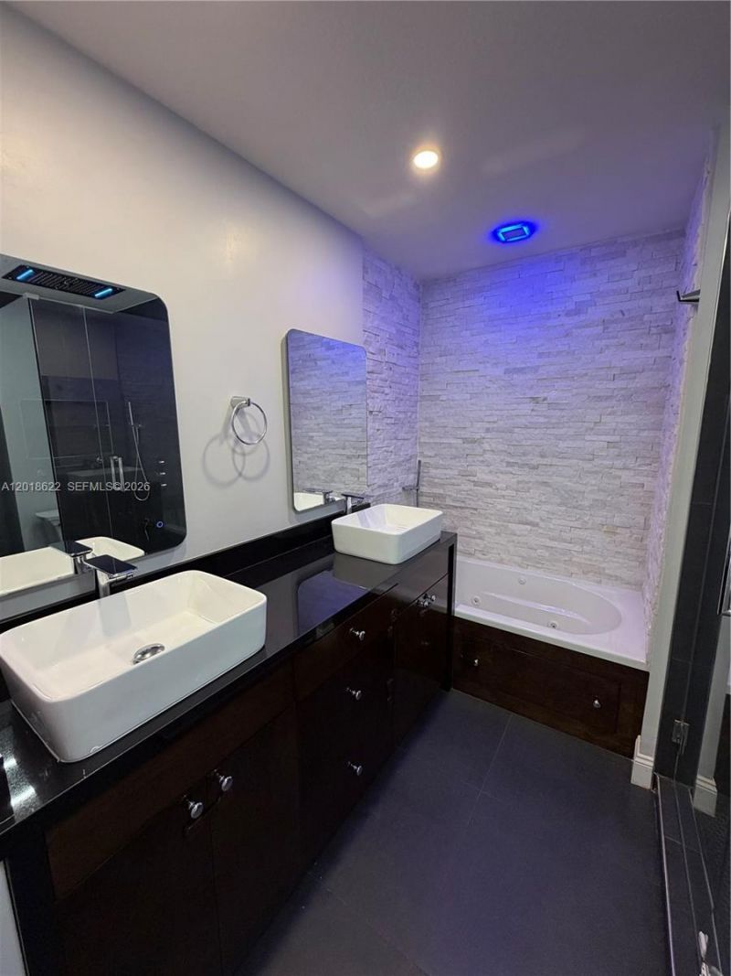 2156 NW 171st Ter , Unit 2156, Pembroke Pines, FL 33028 Photo