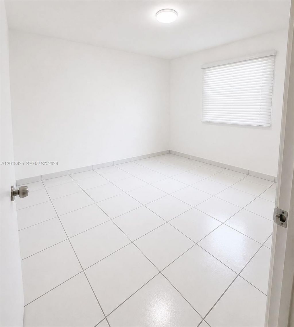 765 W 70th Pl, Unit 765, Hialeah, FL 33014 Photo