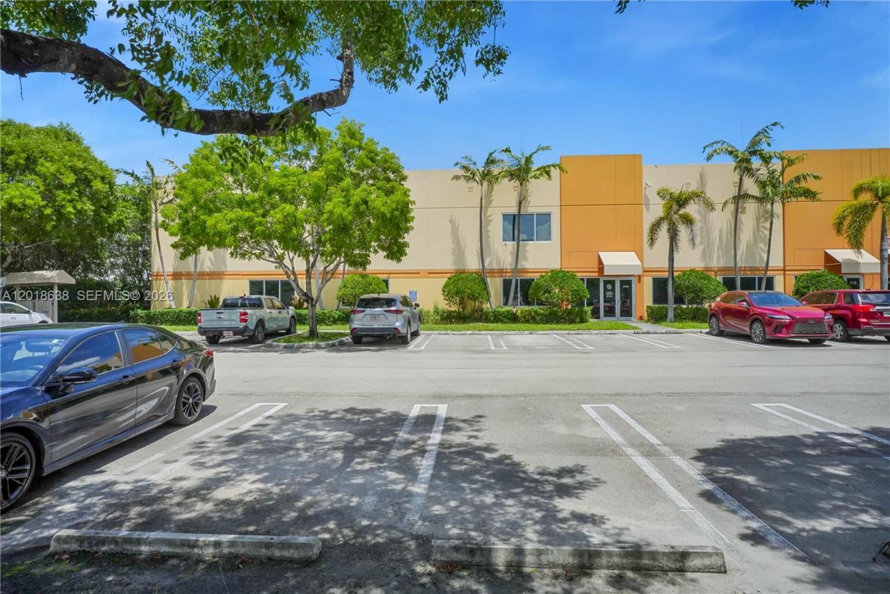 12601 NW 115th Ave, Unit A-114, Medley, FL 33178 Photo