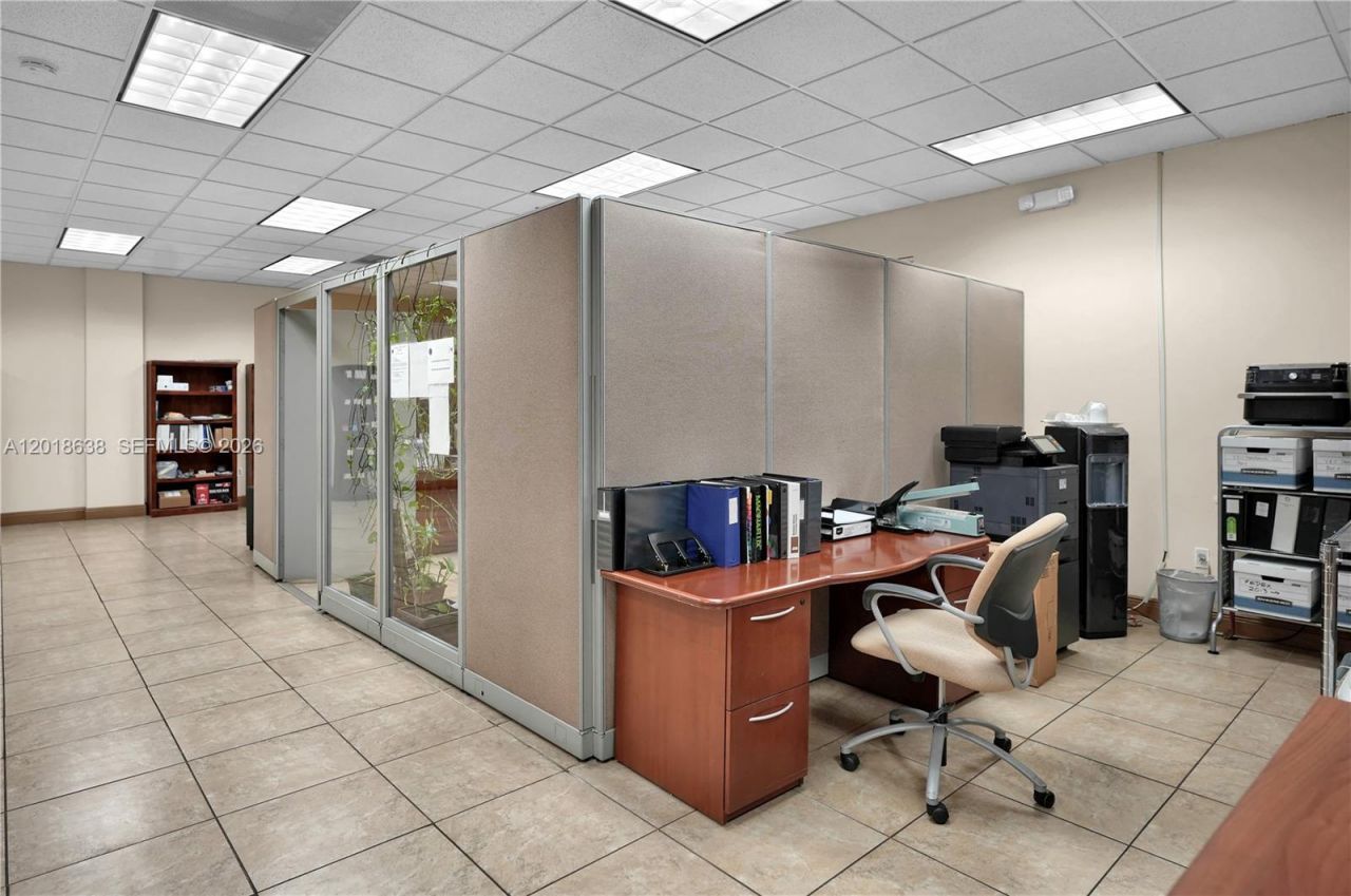12601 NW 115th Ave, Unit A-114, Medley, FL 33178 Photo