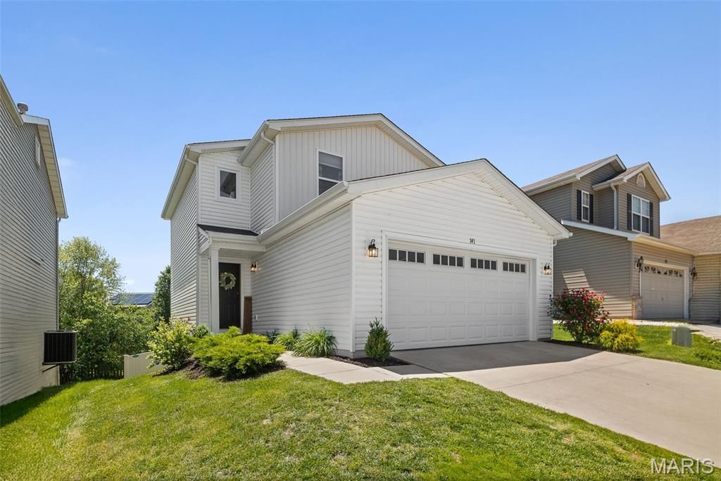 141 Rivermeade Lane , Belleville, IL 62220 Main Photo