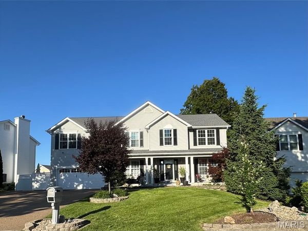 312 Quiet Country Drive, St Peters, MO 63376