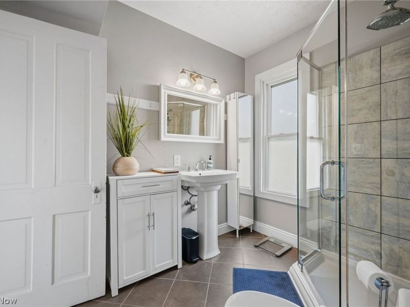 1236 W 67th Street, Cleveland, OH 44102 Photo 33