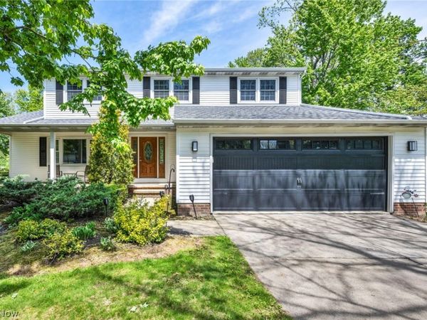 9533 Catalpa Circle , Mentor, OH 44060