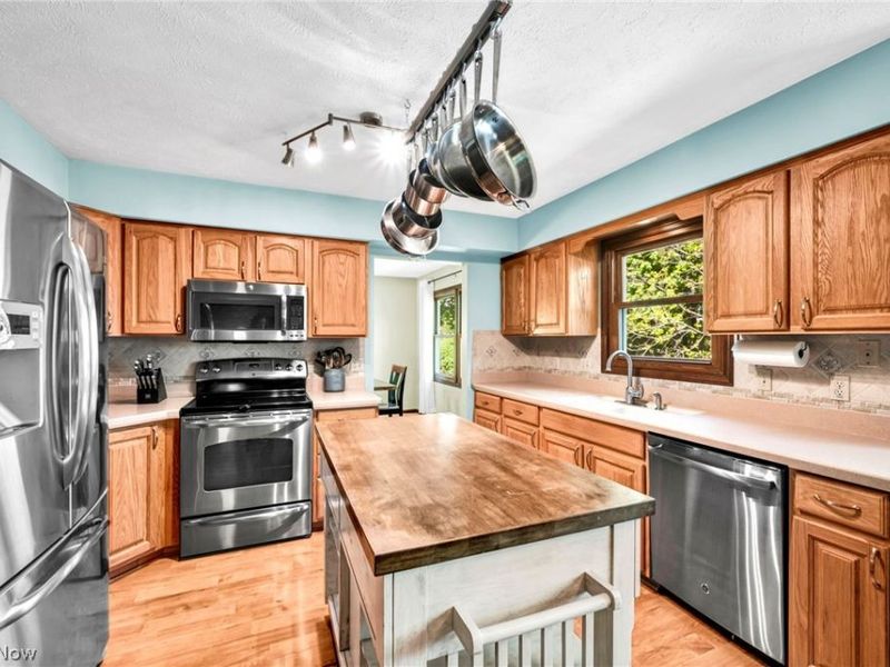 9533 Catalpa Circle, Mentor, OH 44060 Photo 13