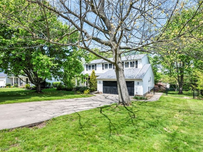 9533 Catalpa Circle, Mentor, OH 44060 Photo 2