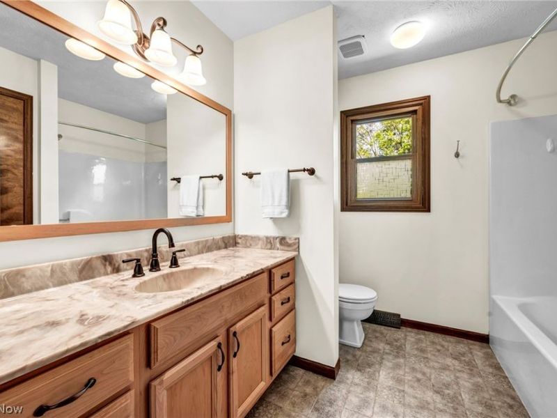 9533 Catalpa Circle, Mentor, OH 44060 Photo 32