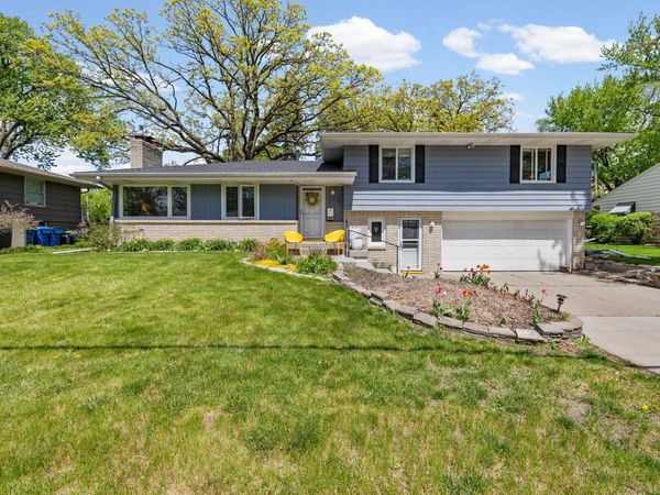 5320 Maddox Lane, Edina, MN 55436