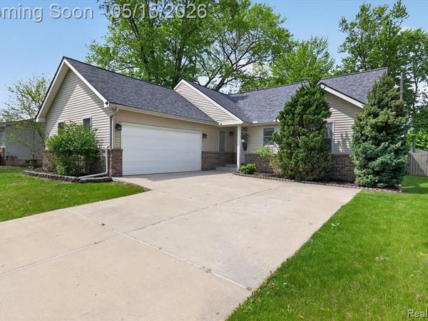 2131 N Norma Street, Westland, MI 48185