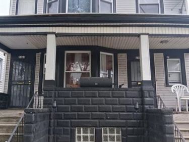 2460 Canton Street , Detroit, MI 48207