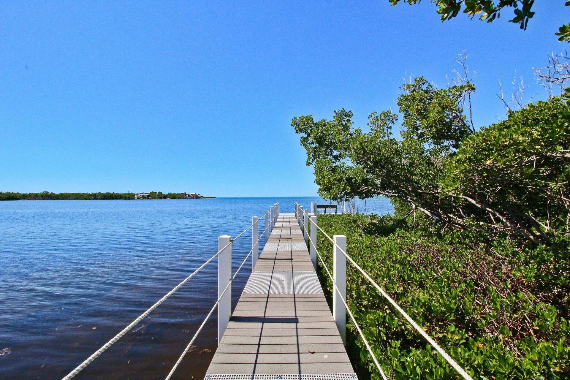 58773 Overseas Highway, Marathon, FL 33050 Photo