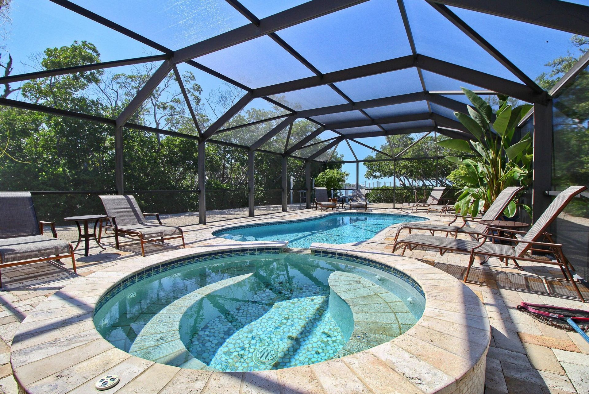 58773 Overseas Highway, Marathon, FL 33050 Photo